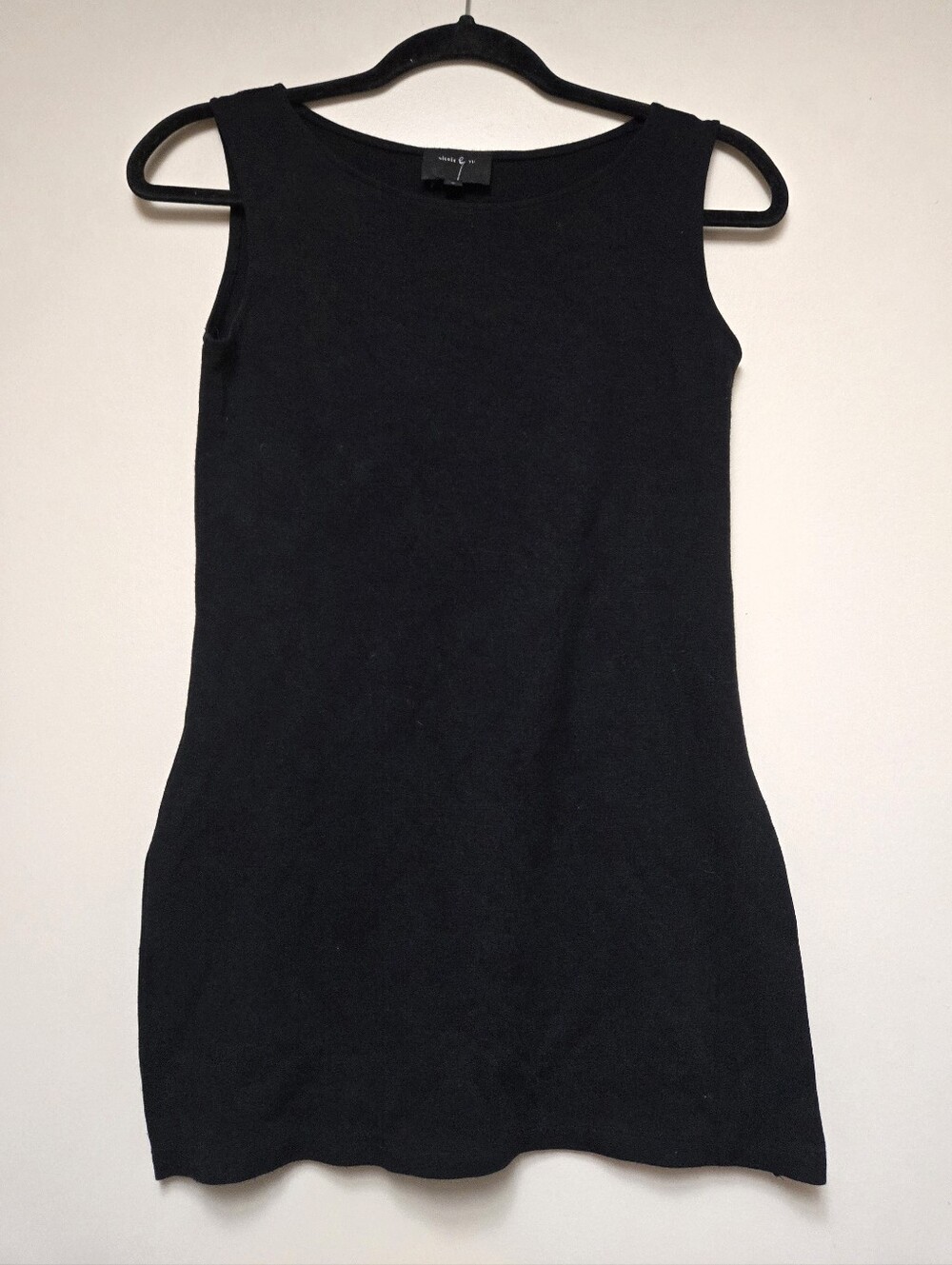 Classic Black Sleeveless Knit Top